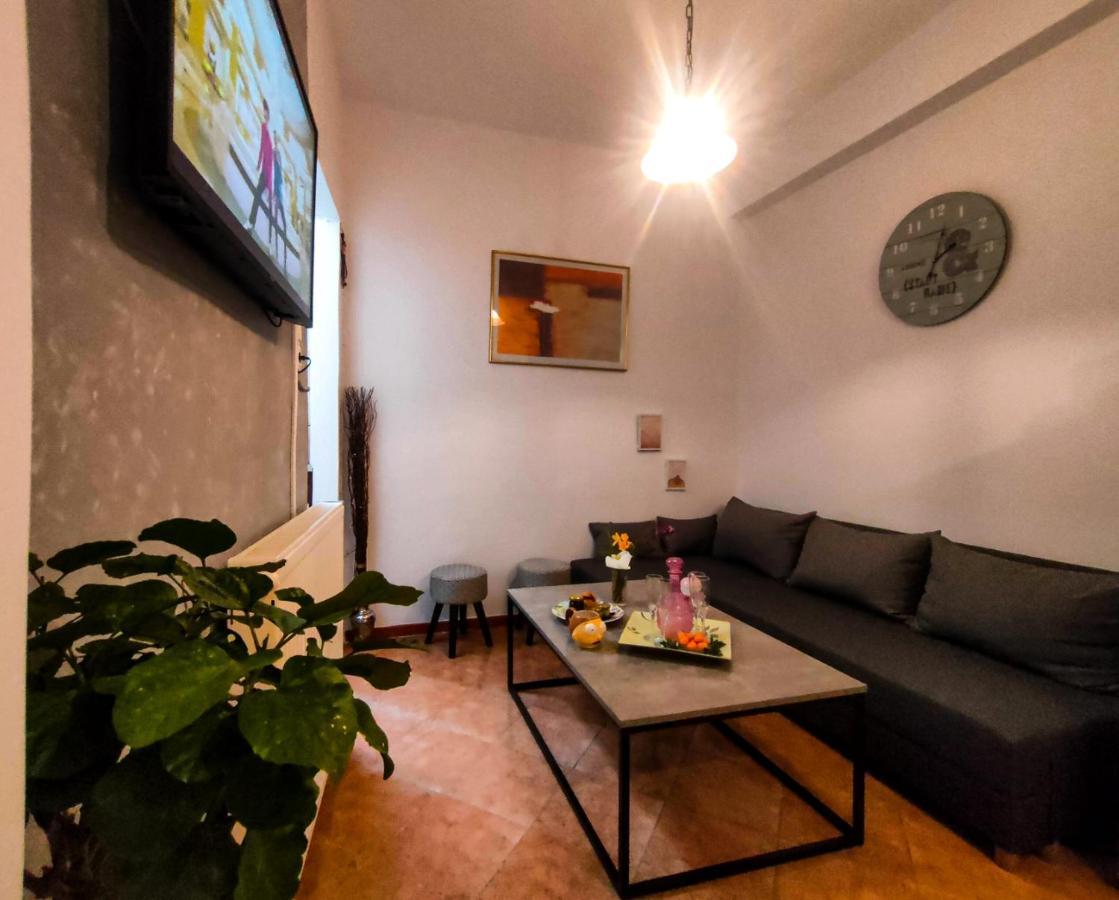 Kastra Bella 2 Bedroom Condo In Corfu Town Eksteriør billede